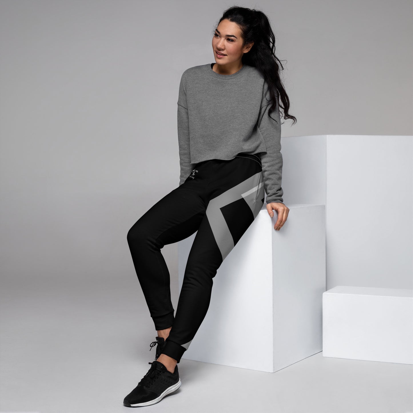 Women's Joggers (rub me the right way BLK)