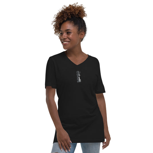 Queen Piece V-Neck T-Shirt