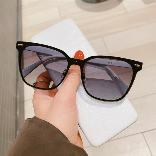 female big frame round sunglasses