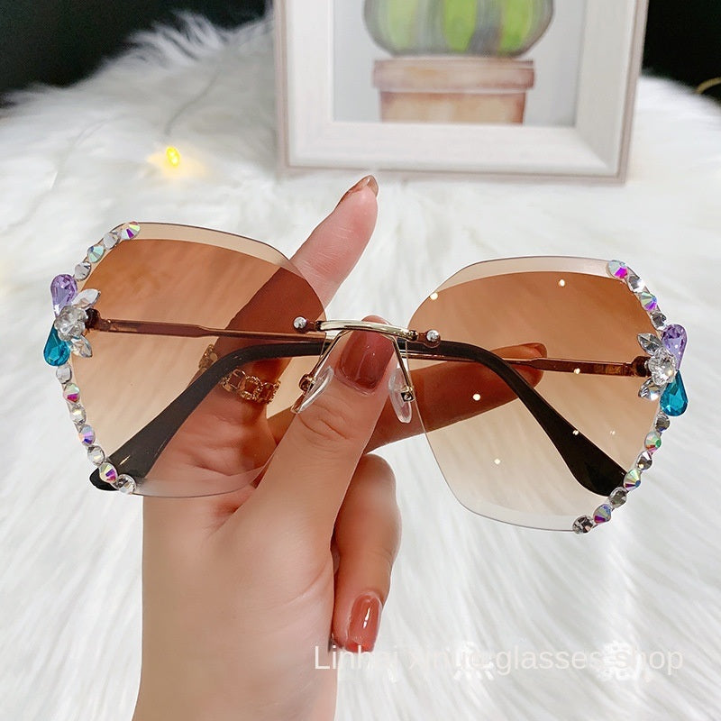 Fashion Diamond rimless Trimmed Sunglasses Women's Fashion Anti UV Slimming Sunglasses